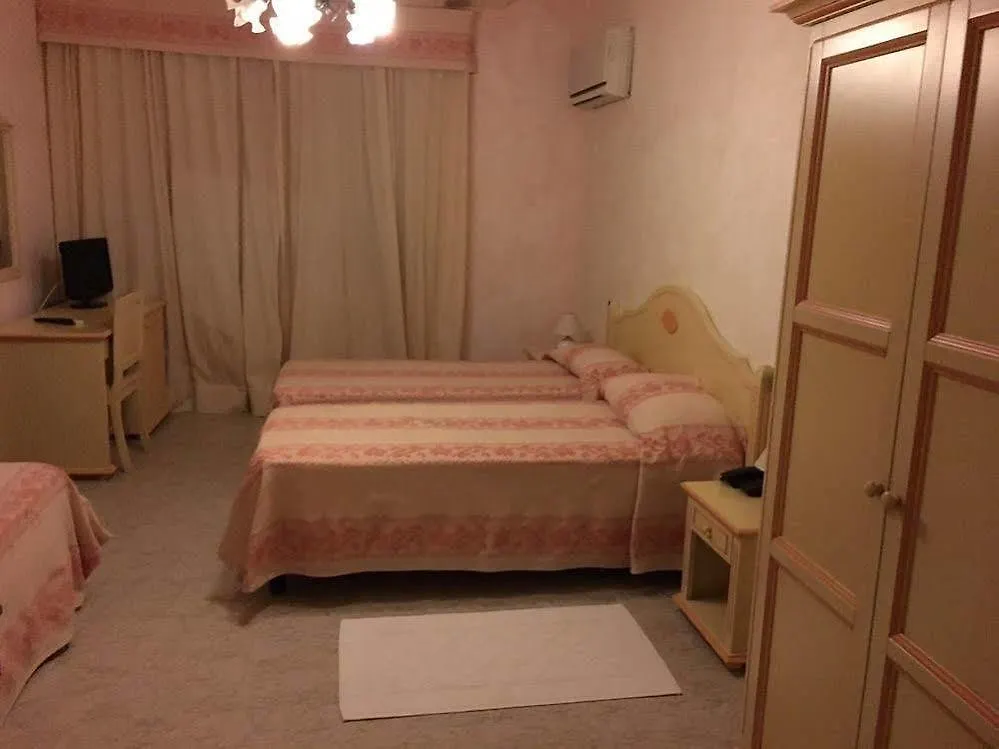 Hotel Monreale Sardara 3*,  Italien